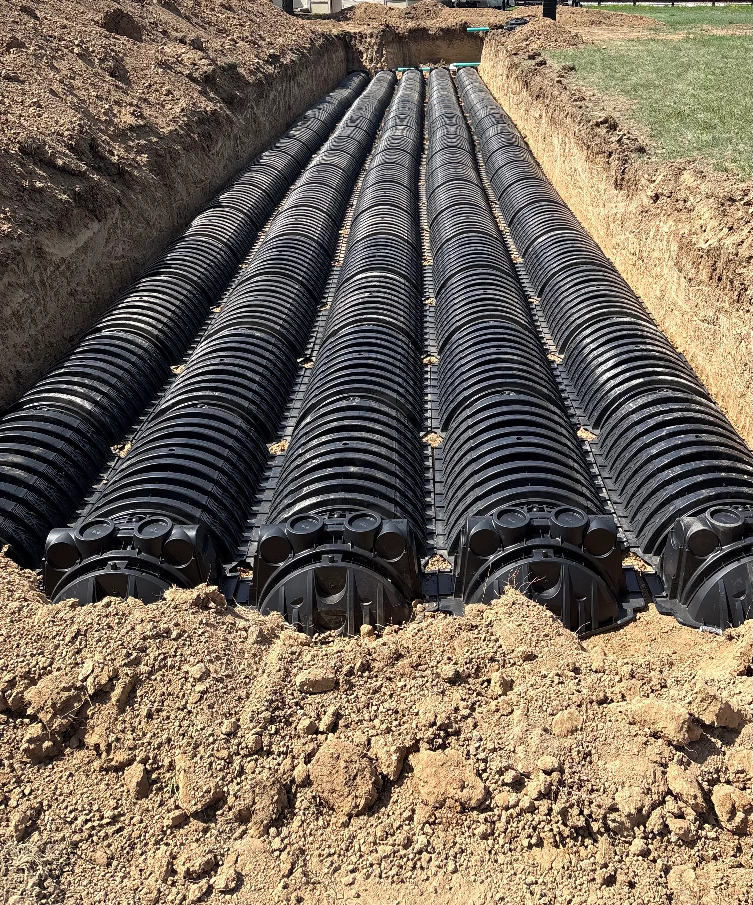 Infiltrator quick-4 chamber lateral line installation in Greeley Colorado
